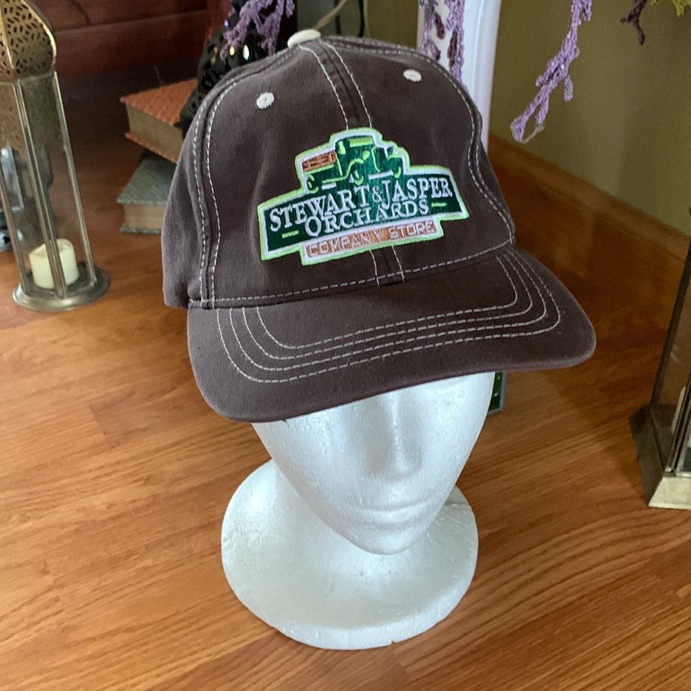 Wine Lovers Baseball Hat